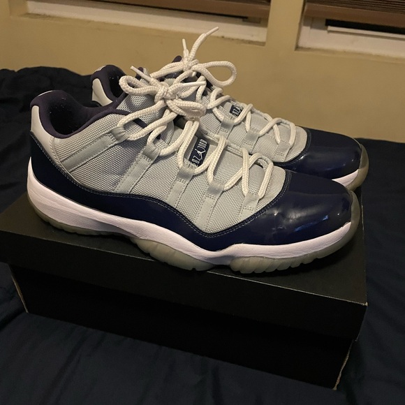 Jordan 11 Georgetown - Picture 10 of 11